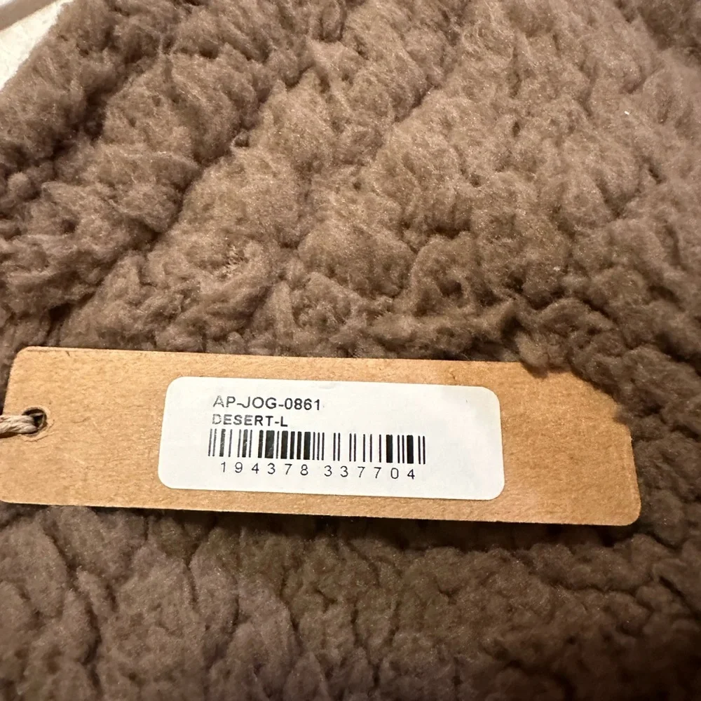 NWT SKIMS Teddy Track Pants, Desert Size Large - Picture 6 of 6